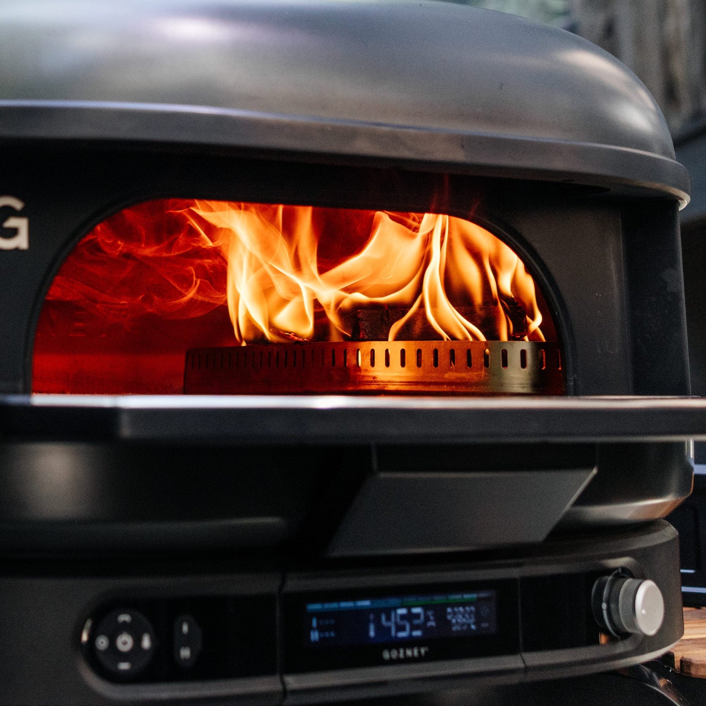 GOZNEY° Dome Gen 2 — Dual-Fuel Pizza Oven