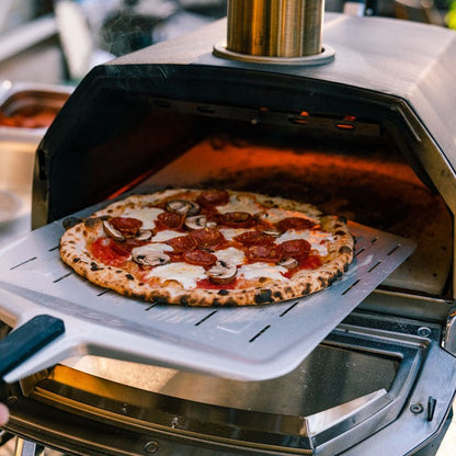 Ooni™ Karu 16 Multi-Fuel Pizza Oven [Hybrid-Capable]
