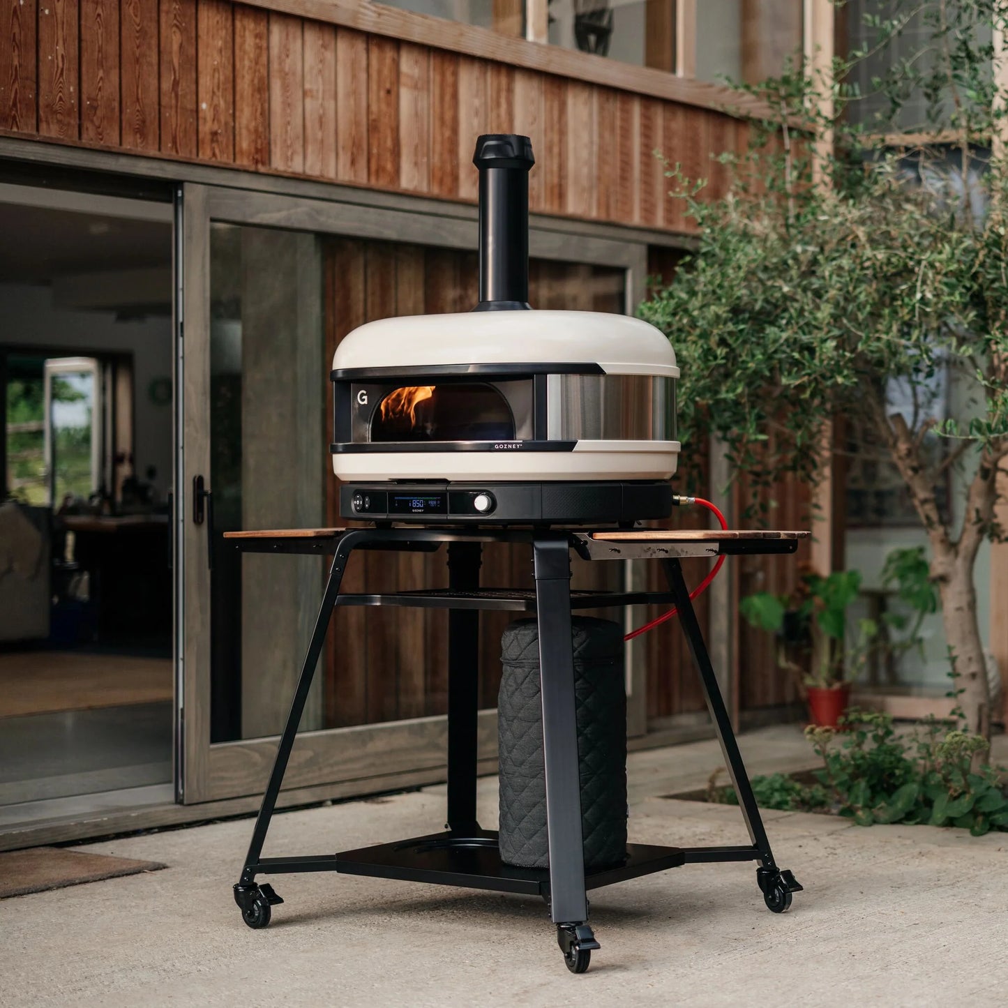 GOZNEY° Dome XL Gen 2 — Dual-Fuel Pizza Oven