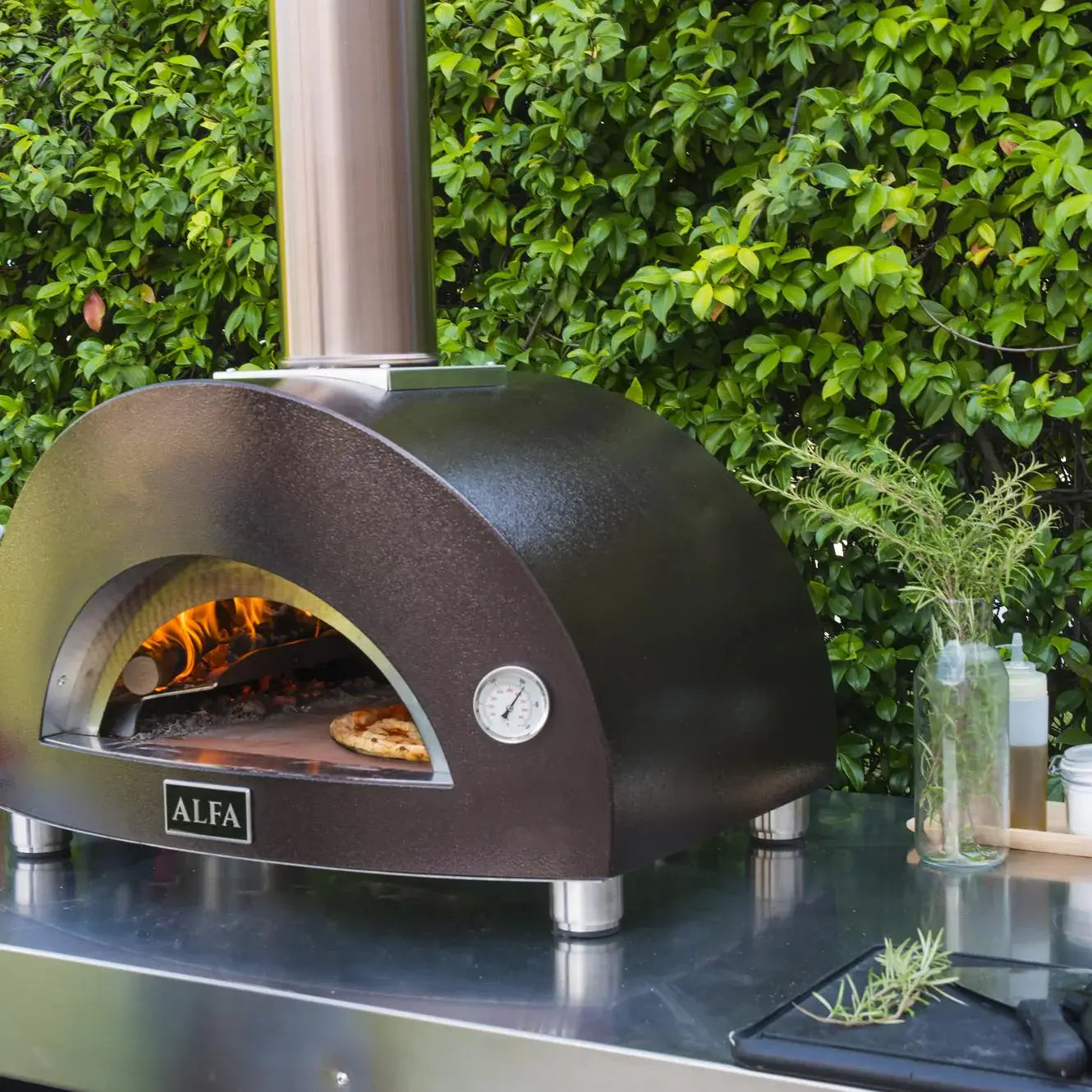 ALFA™ NANO Wood-Fired Outdoor Pizza Oven